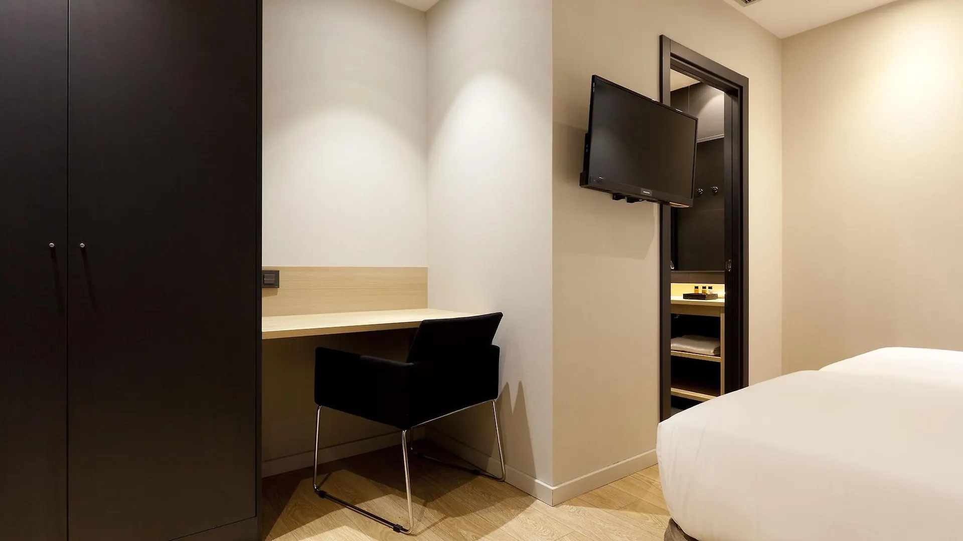 Hotel Ambit Barcelona 4*,  Španělsko